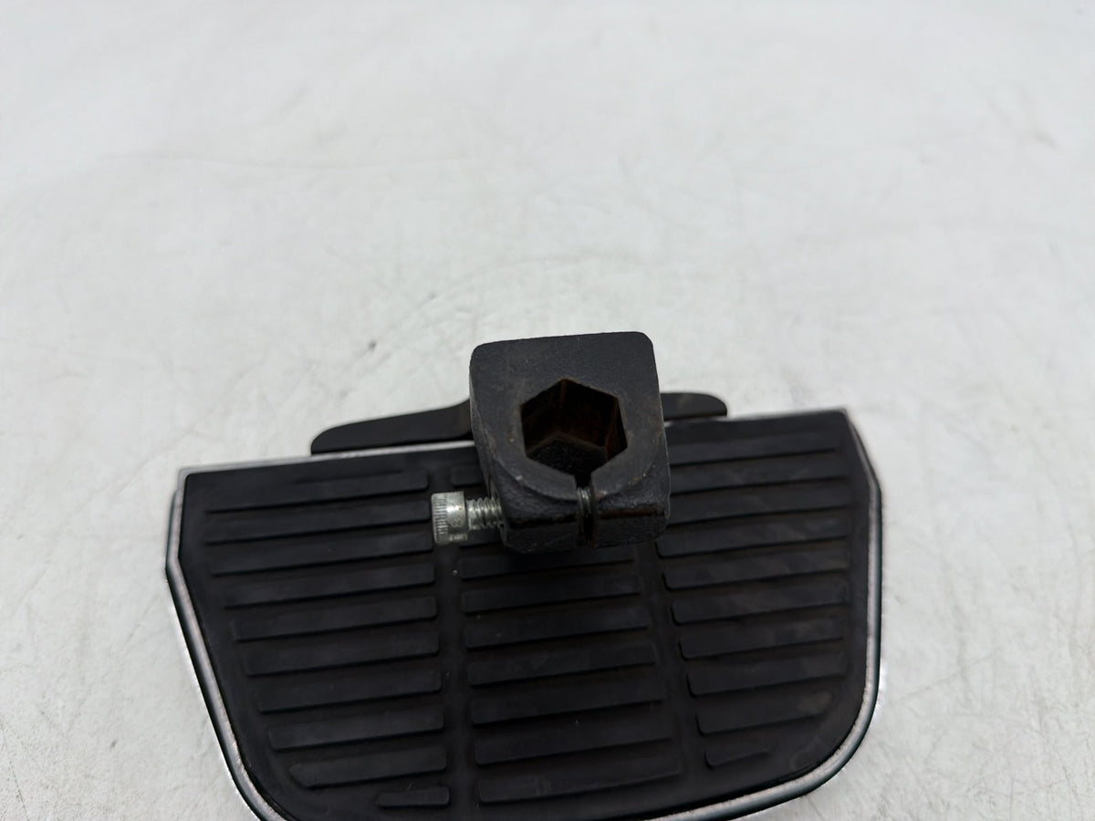 2001 Harley Heritage Softail Classic FLSTC OEM 1 Passenger Floorboard Foot Rest