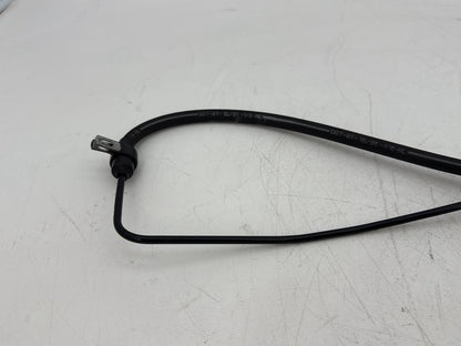 2002 Harley Dyna FXD Super Glide OEM Front Wheel Axle Bolt Shaft