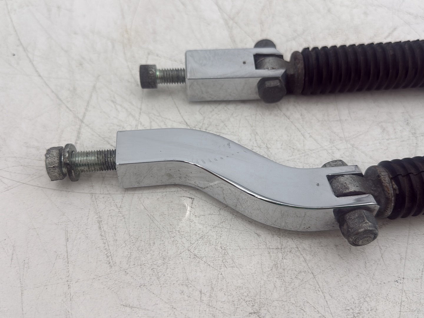 2005 Harley Dyna FXDWG Wide Glide OEM Passenger Left & Right Foot Pegs