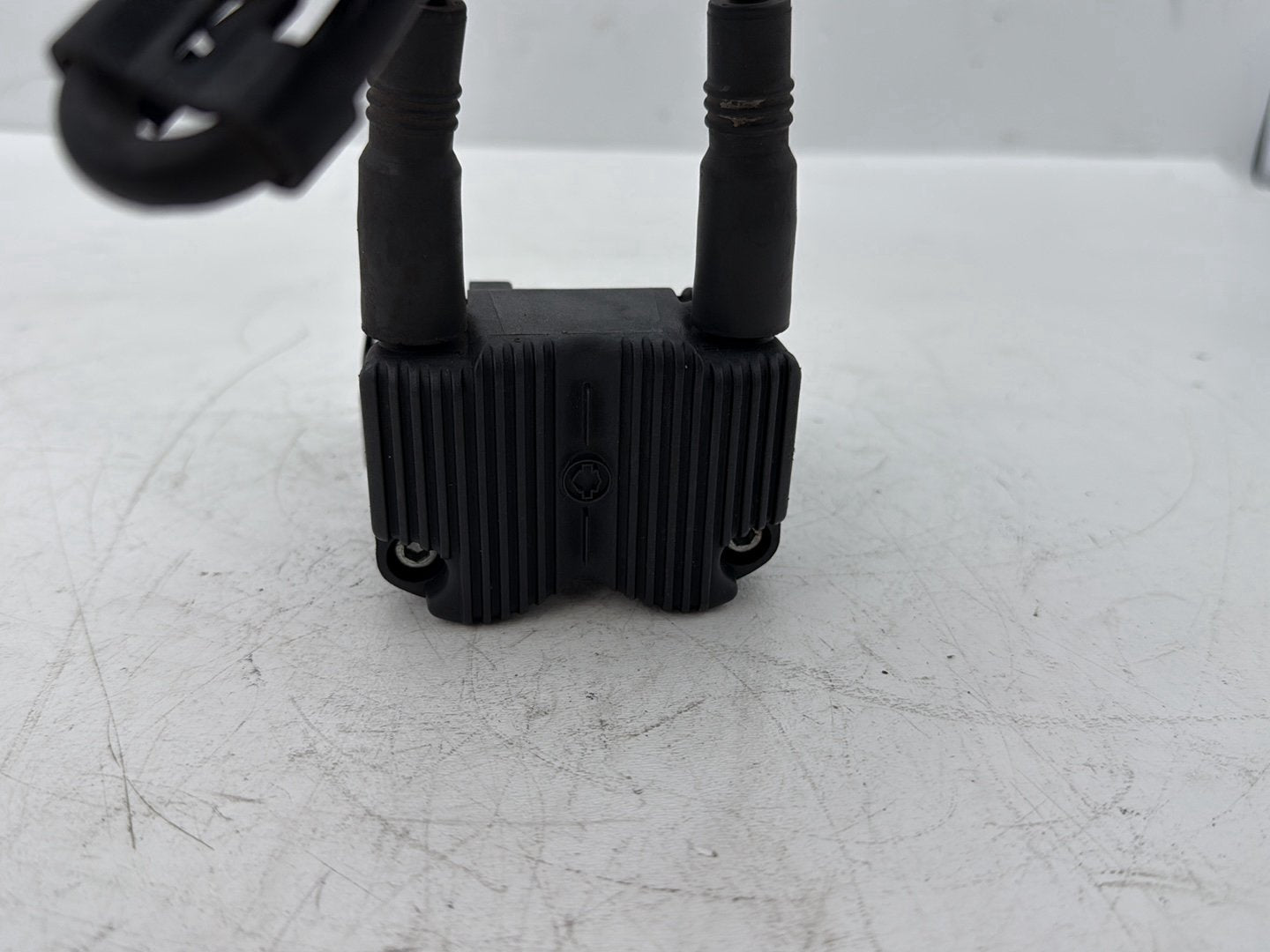 2005 Harley Touring FLHRCI Road King Classic OEM Ignition Coil Spark Plugs Cable