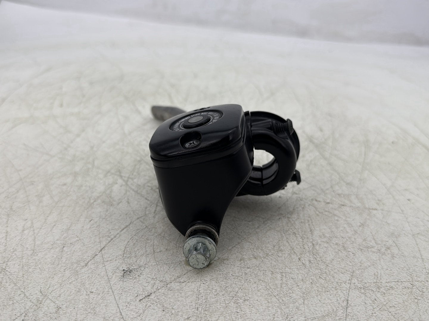 2004 Harley Dyna Super Glide FXDI OEM Front Right Brake Lever Master Cylinder