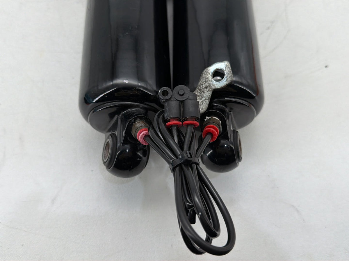 2007 Harley Electra Glide Touring Ultra OEM Rear Left Right Shock Absorbers 13"