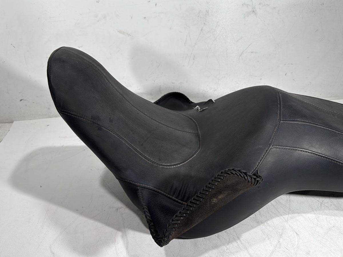 2011 Harley Heritage Softail Classic Passenger Rider Driver Seat Saddle * TORN *