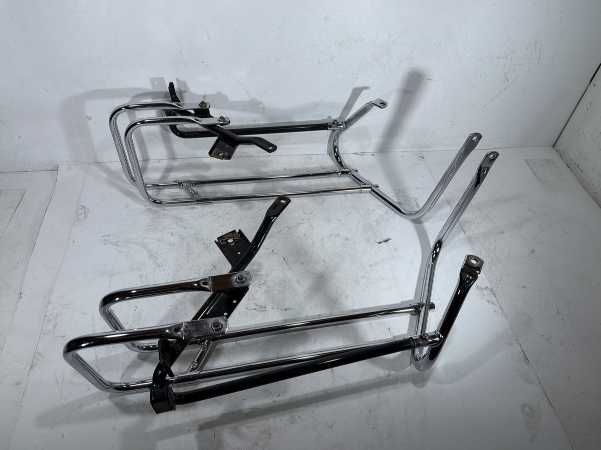 2010 Harley Electra Glide Touring Ultra OEM Rear LH RH Saddlebag Guard Rails Bar