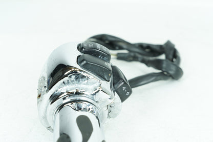 1999 - 2006 Harley-Davidson Softail Fat Boy Left Turn Signal Headlight Switches Controls  	71685-06A