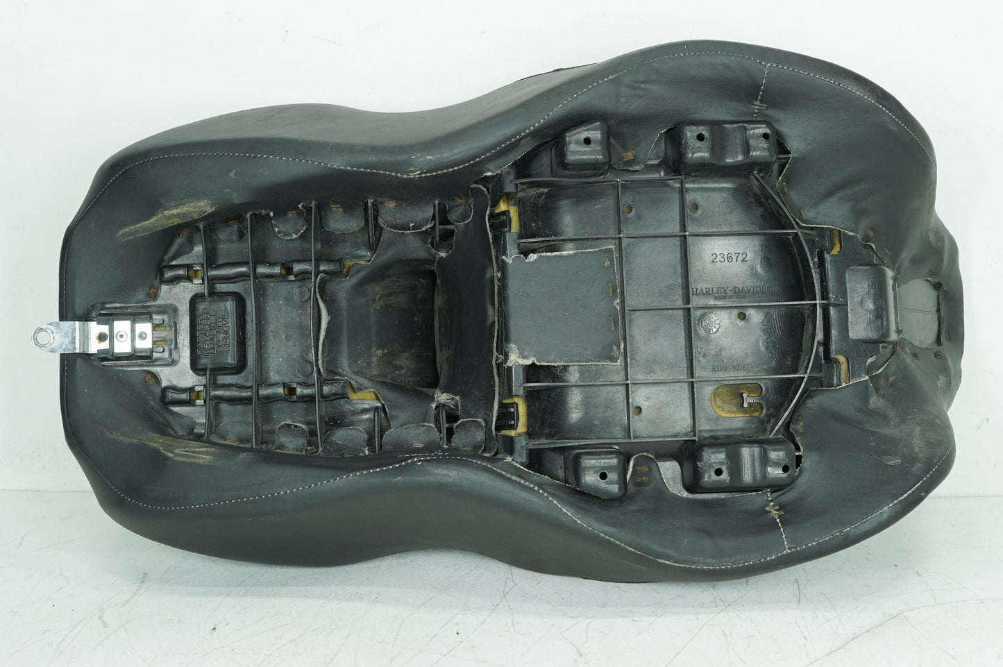 2007 - 2011 Harley-Davidson Touring Electra Glide Classic Passenger Rider Driver Seat Saddle 52164-09