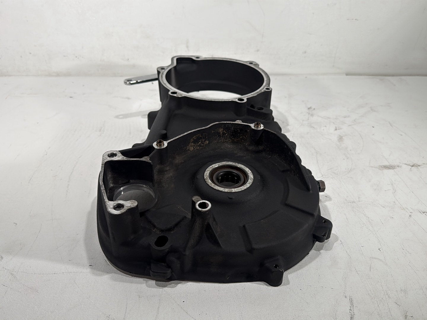 2018 Harley Electra Glide Touring Ultra FLHTCU OEM Inner Primary Clutch Cover