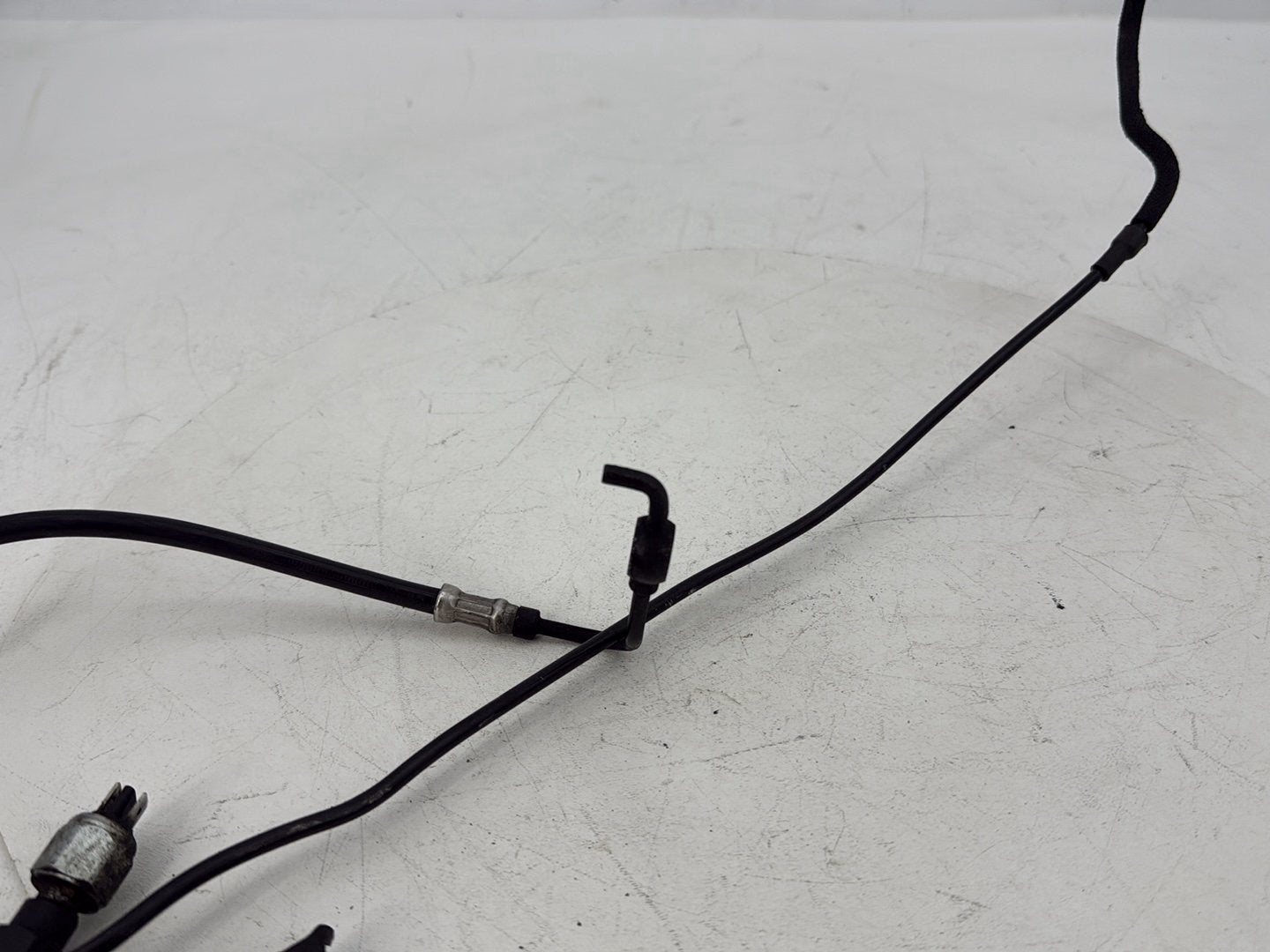 2008 - 2016 Harley-Davidson Touring Electra Glide Ultra Rear Brake Hose Line Pipe ABS 40611-09