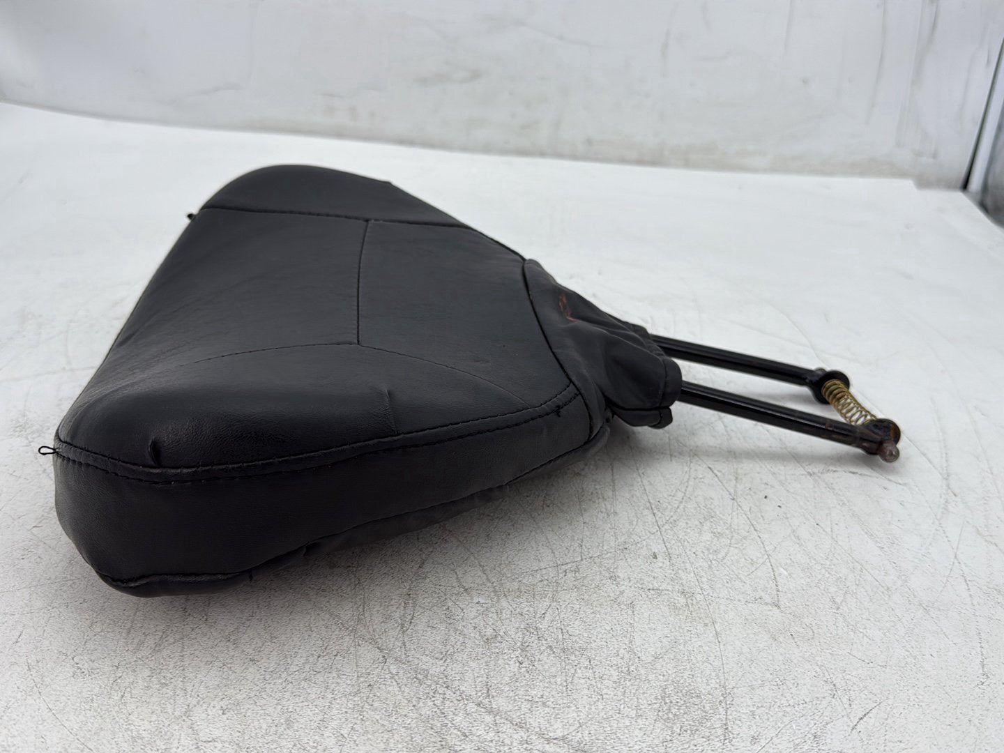 2005 Harley Electra Glide Touring Ultra FLHTCUI OEM Rider Driver Backrest Adjustable Cushion Pad