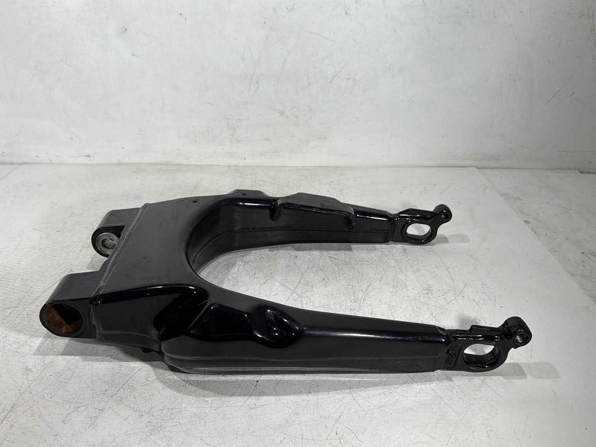 2011 Harley Electra Glide Touring Ultra OEM Rear Fork Swingarm Swing Arm