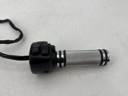 1999 - 2006 Harley-Davidson Dyna Super Glide Left Turn Signal Headlight Switches Controls  	71682-06A
