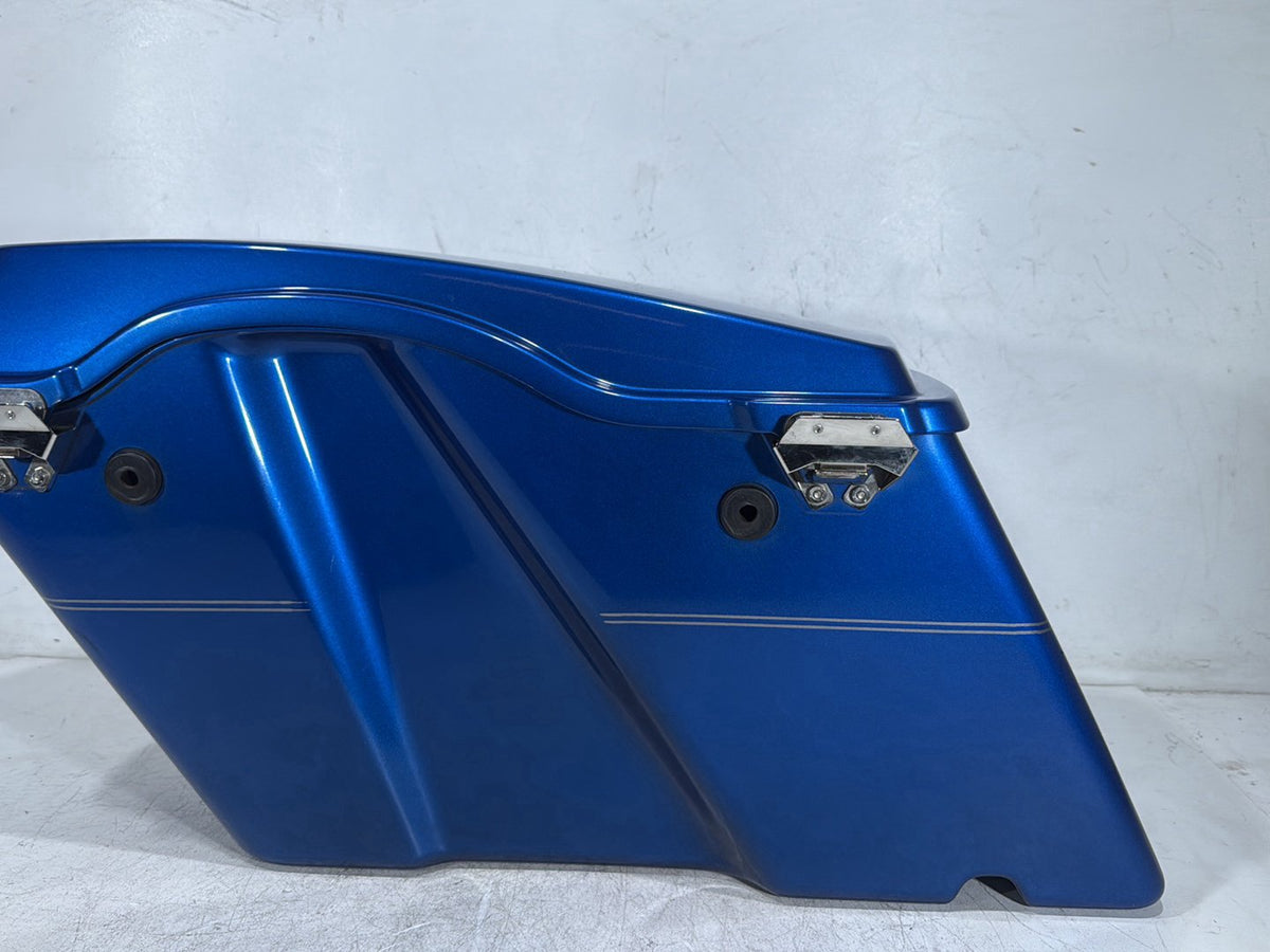 2007 Harley Electra Glide Touring Ultra OEM Right 1 Saddlebag Luggage NO Key