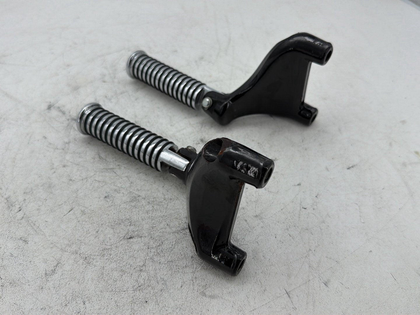 2006 Harley Sportster 1200 Custom XL1200C OEM Passenger Left & Right Foot Pegs