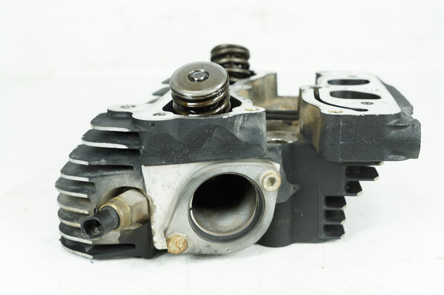 1999 - 2006 Harley-Davidson Touring Road King Classic Front Twin Cam Engine Cylinder Head 16723-99