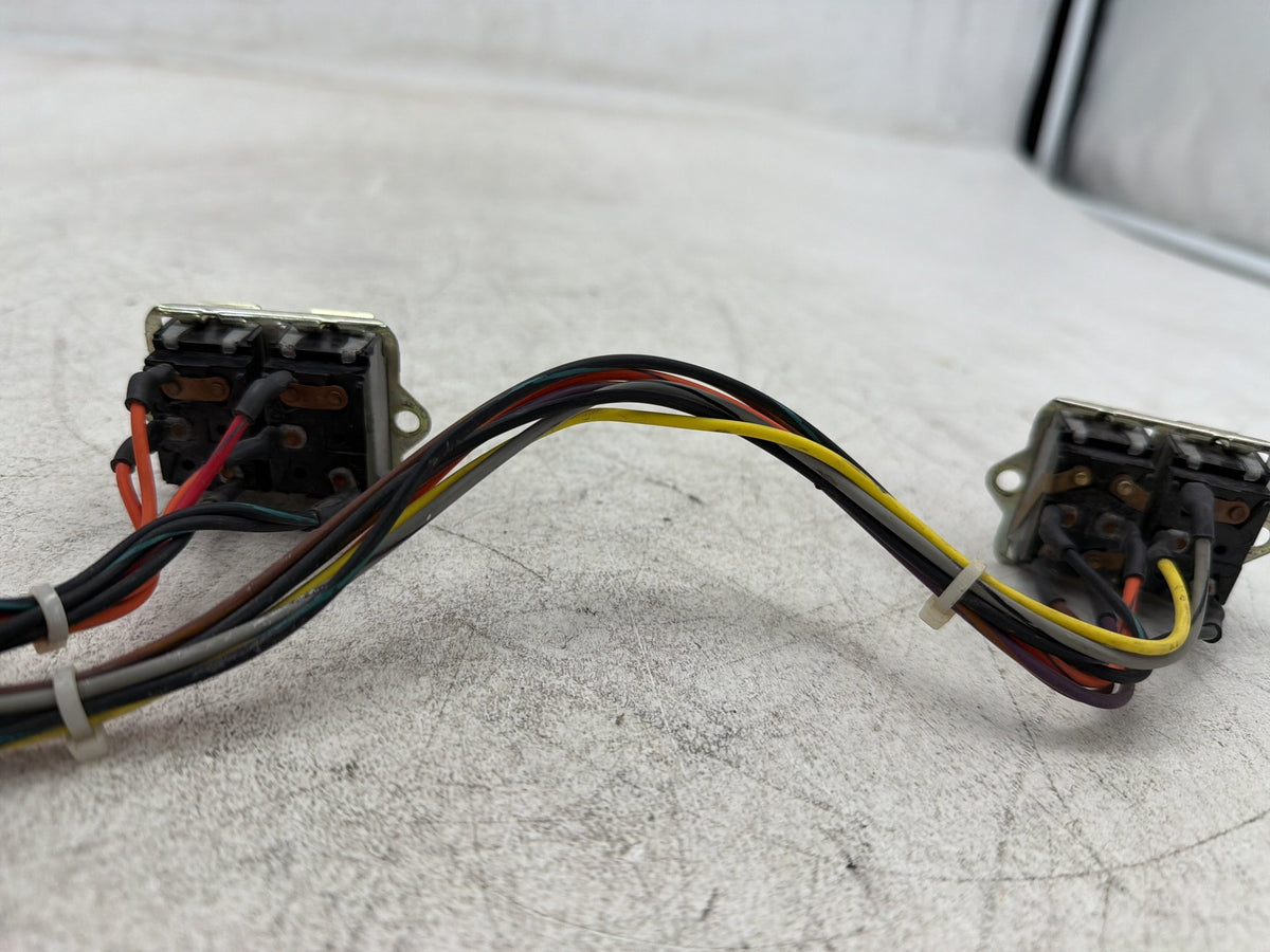 2010 Harley Electra Glide Touring OEM Inner Fairing Wire Wiring Harness Switch