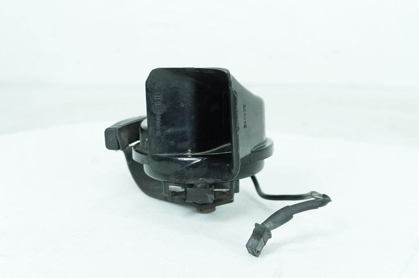 2007 - 2012 Harley-Davidson Touring Road Glide Signal Horn Klaxon Beep 69060-90F