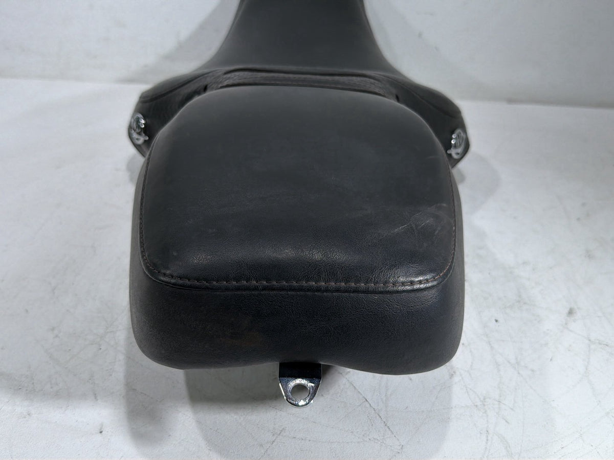 2010 Harley Road King Touring Classic OEM Passenger Rider Driver Seat Saddle