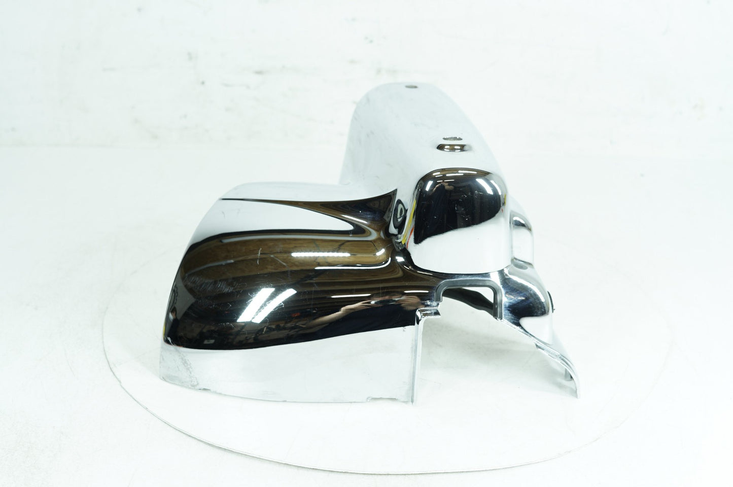 1999 - 2006 Harley-Davidson Touring Road King Classic Right Headlamp 1 Nacelle Cover Cowl  	67674-94