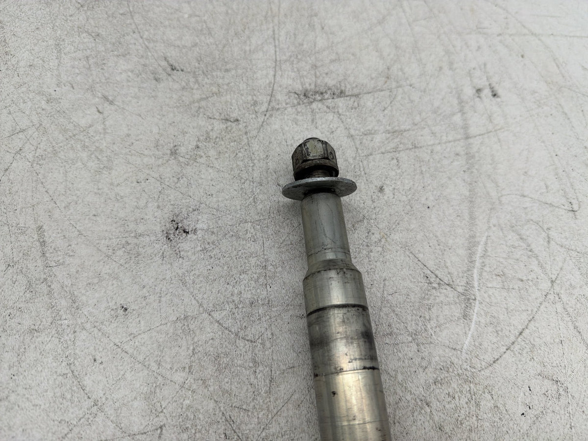 2004 Harley Electra Glide Touring Ultra OEM Front Wheel Axle Bolt Shaft