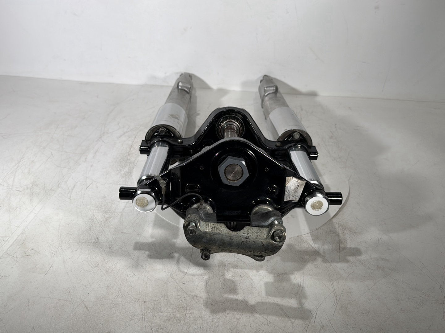 2007 - 2016 Harley-Davidson Touring Electra Glide Ultra Front Triple Tree Set & LH RH Fork Legs Sliders 45435-10