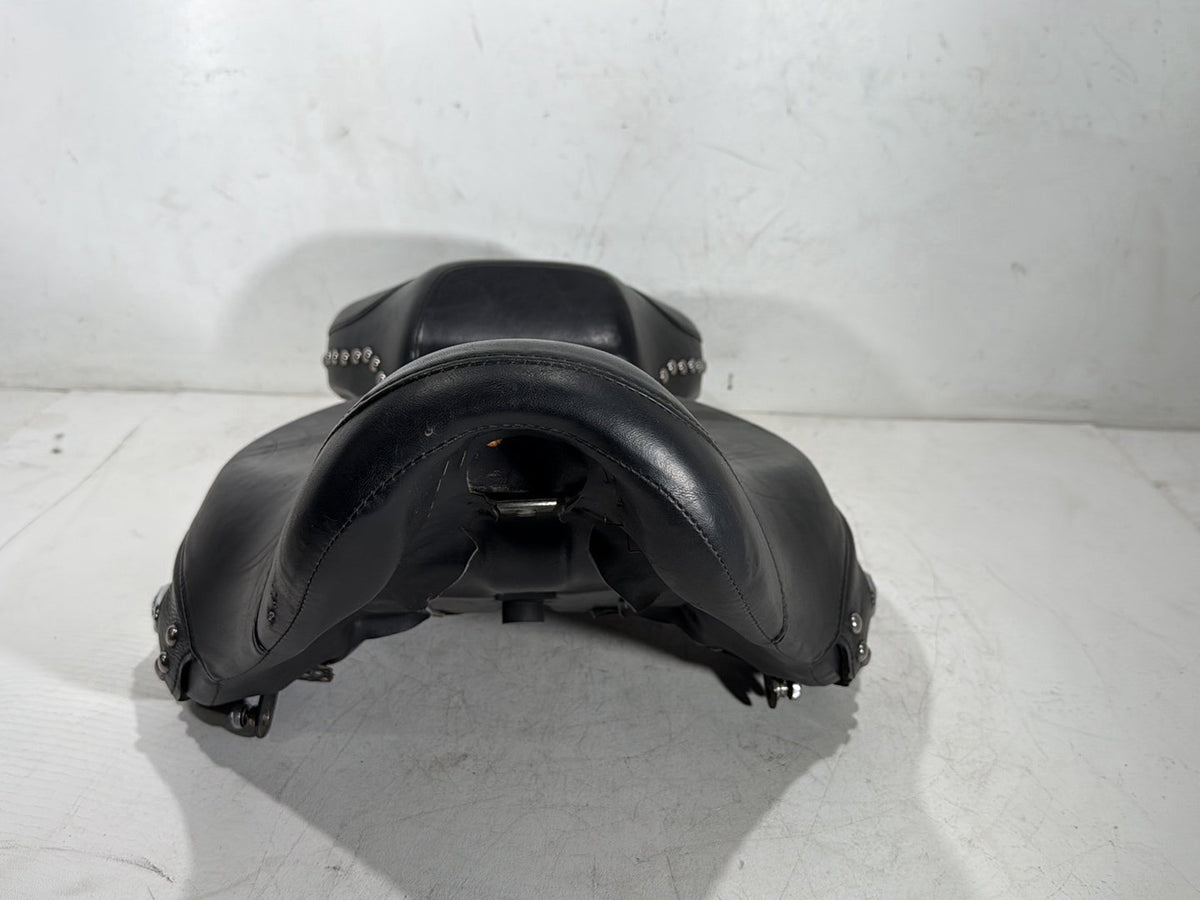 04 Harley Heritage Softail Classic FLSTCI OEM Passenger Rider Driver Seat Saddle