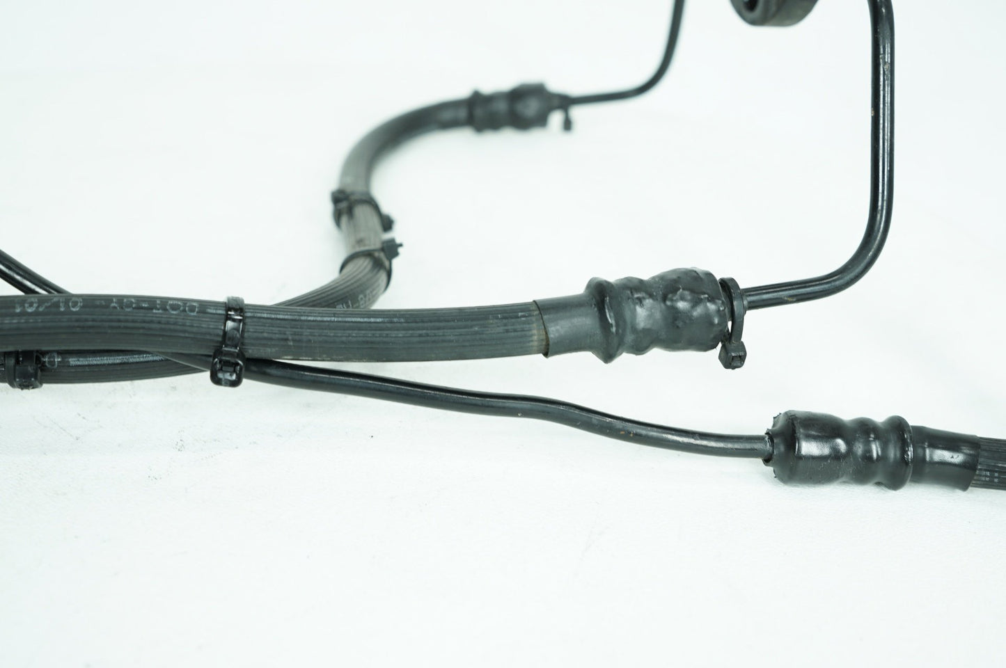1999 - 2006 Harley-Davidson Touring Road King Front Brake Hose Line Pipe 43350-96C