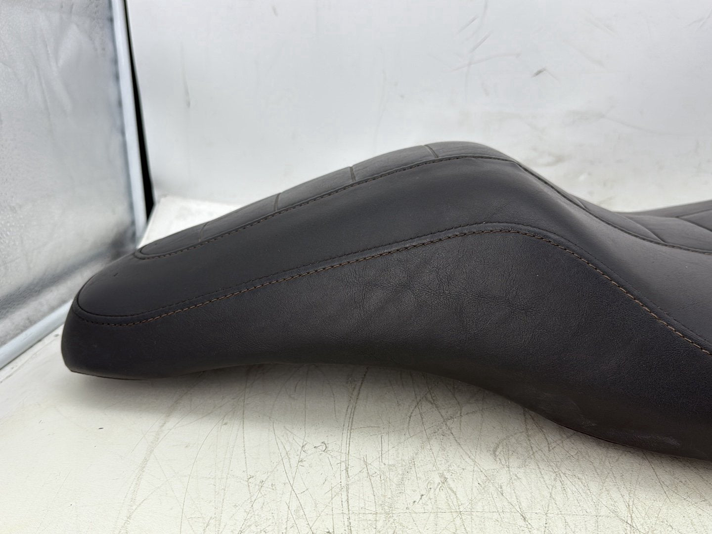 2012 Harley Dyna Super Glide Custom FXDCI OEM Passenger Rider Driver Seat Saddle