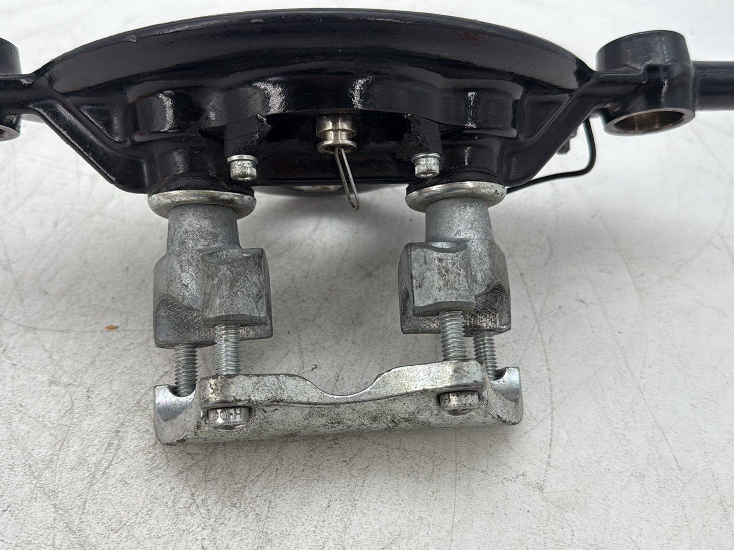 2013 Harley Electra Glide Touring Ultra FLHTCUI OEM Front Fork Upper Triple Tree Clamps