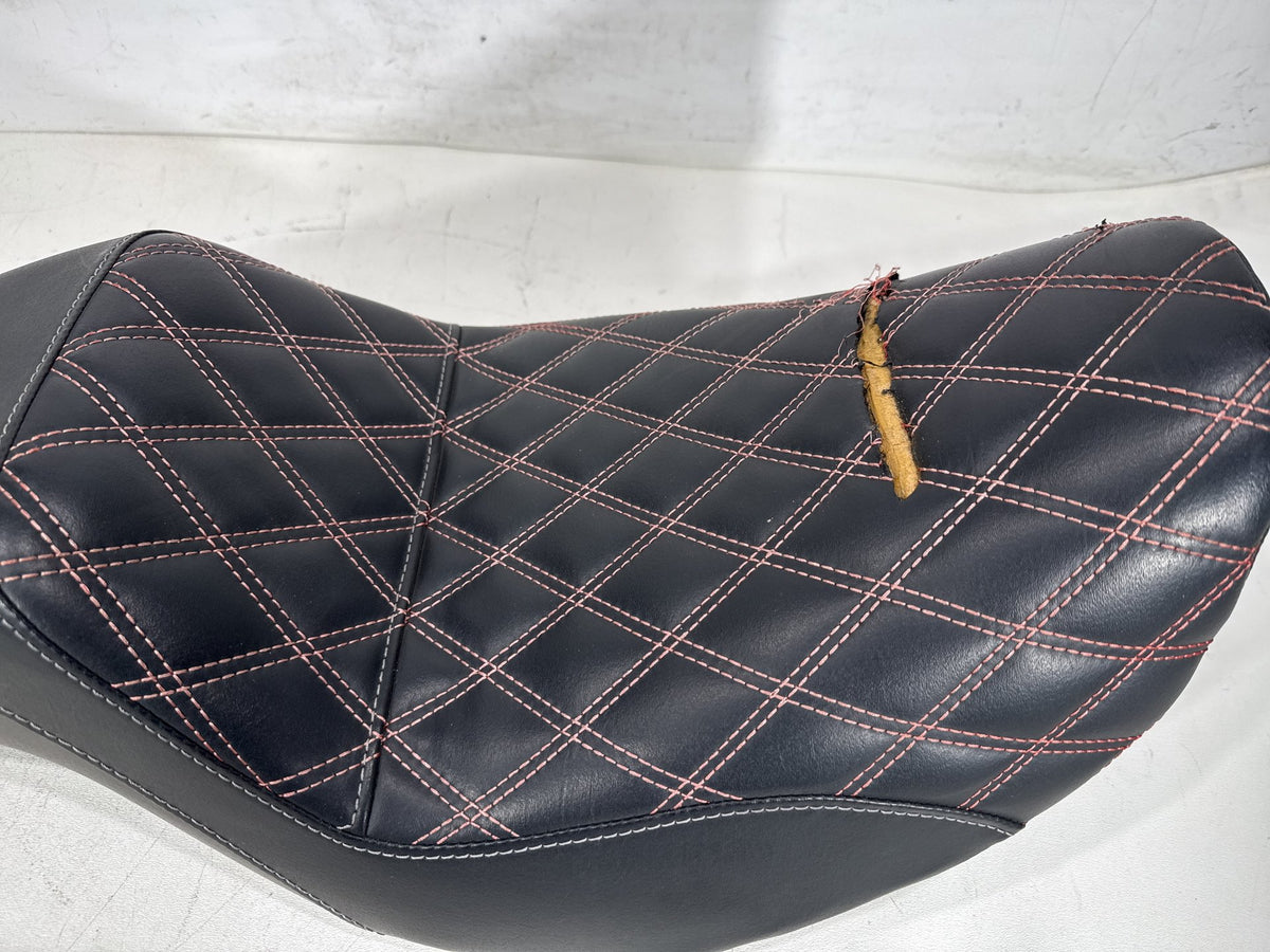 2016 Harley Dyna Fat Bob FXDF 103 OEM Passenger Rider Driver Seat Saddle