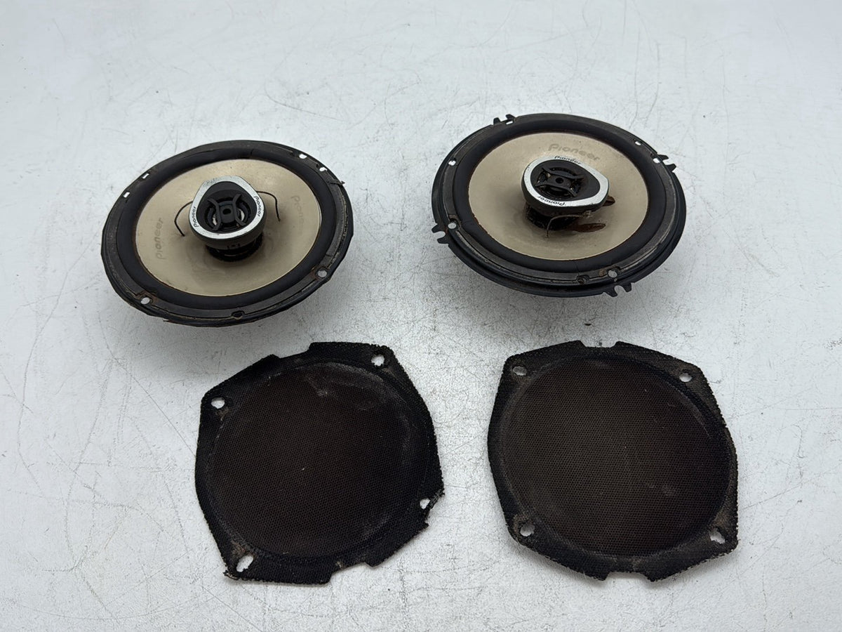 2000 Harley Electra Glide Touring Ultra Pioneer Left Right Sound Audio Speakers