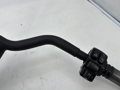 2007 - 2012 Harley-Davidson Touring Road Glide Handlebars Left Right Switches Controls 	71567-96