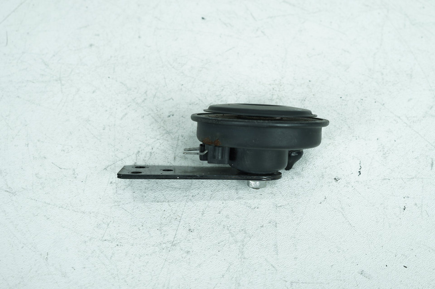 2004 - 2013 Harley-Davidson Sportster Low Signal Horn Klaxon Beep 56885-07