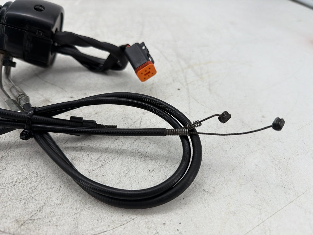 2006 Harley Sportster 1200 Low XL1200L OEM Right Engine Start Kill Switches Controls