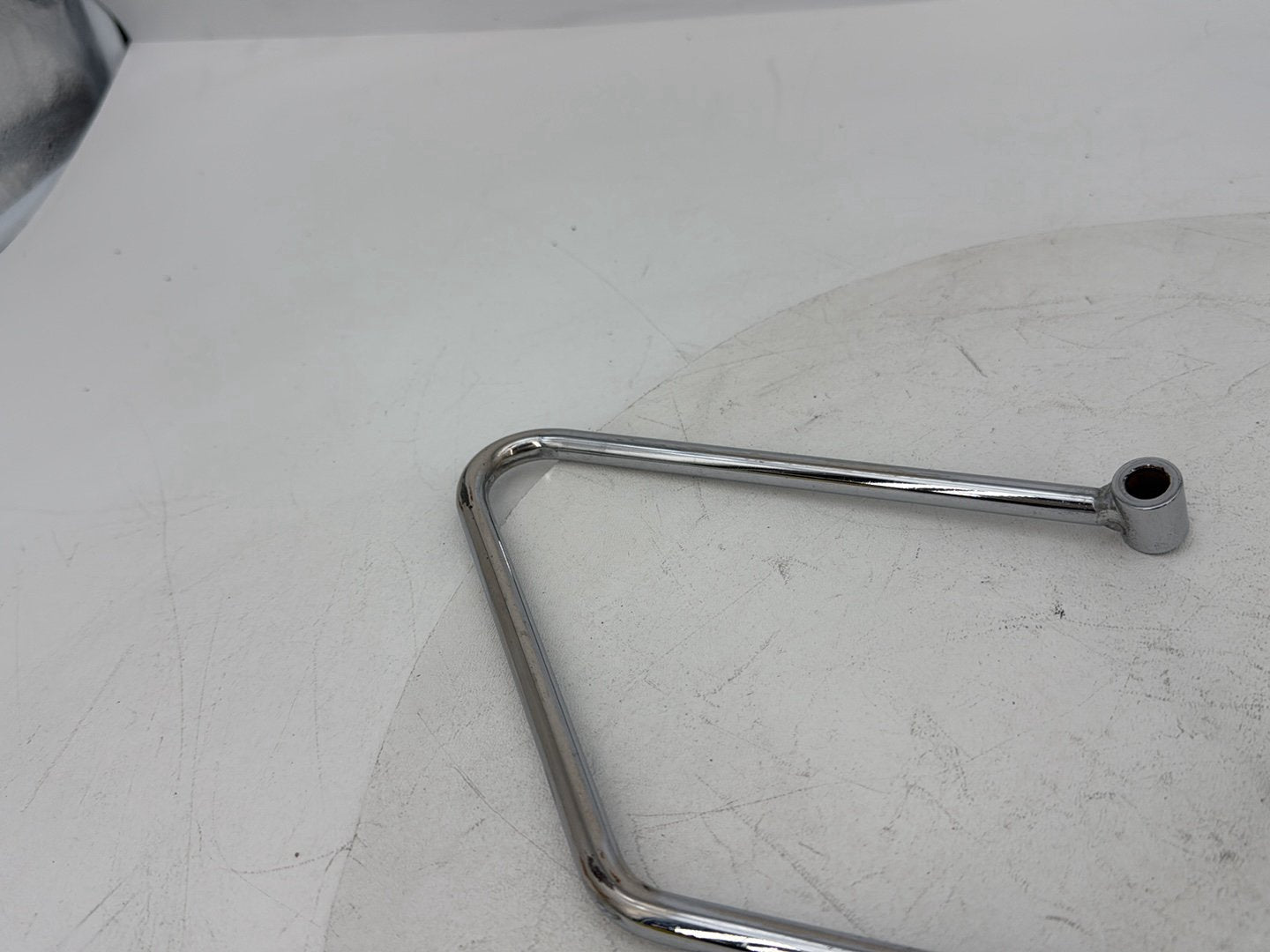 1999 - 2006 Harley-Davidson Softail Heritage Rear Left Right Saddlebag Guard Rails Bar 91790-84A