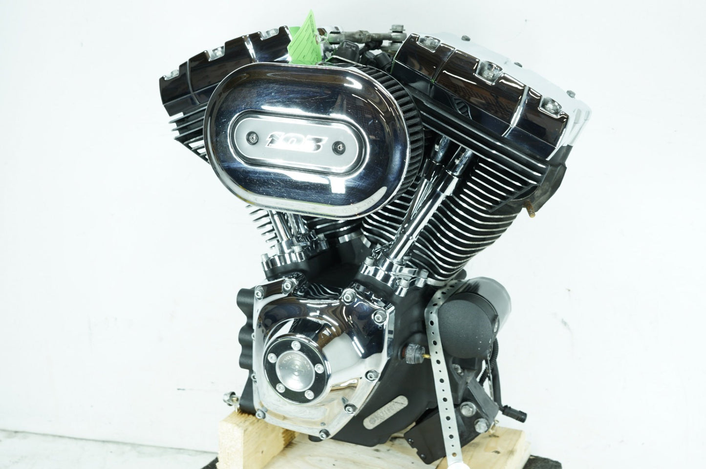 2007 - 2017 Harley-Davidson Dyna Low Rider EFI Twin Cam 103 Engine Motor 19597-16