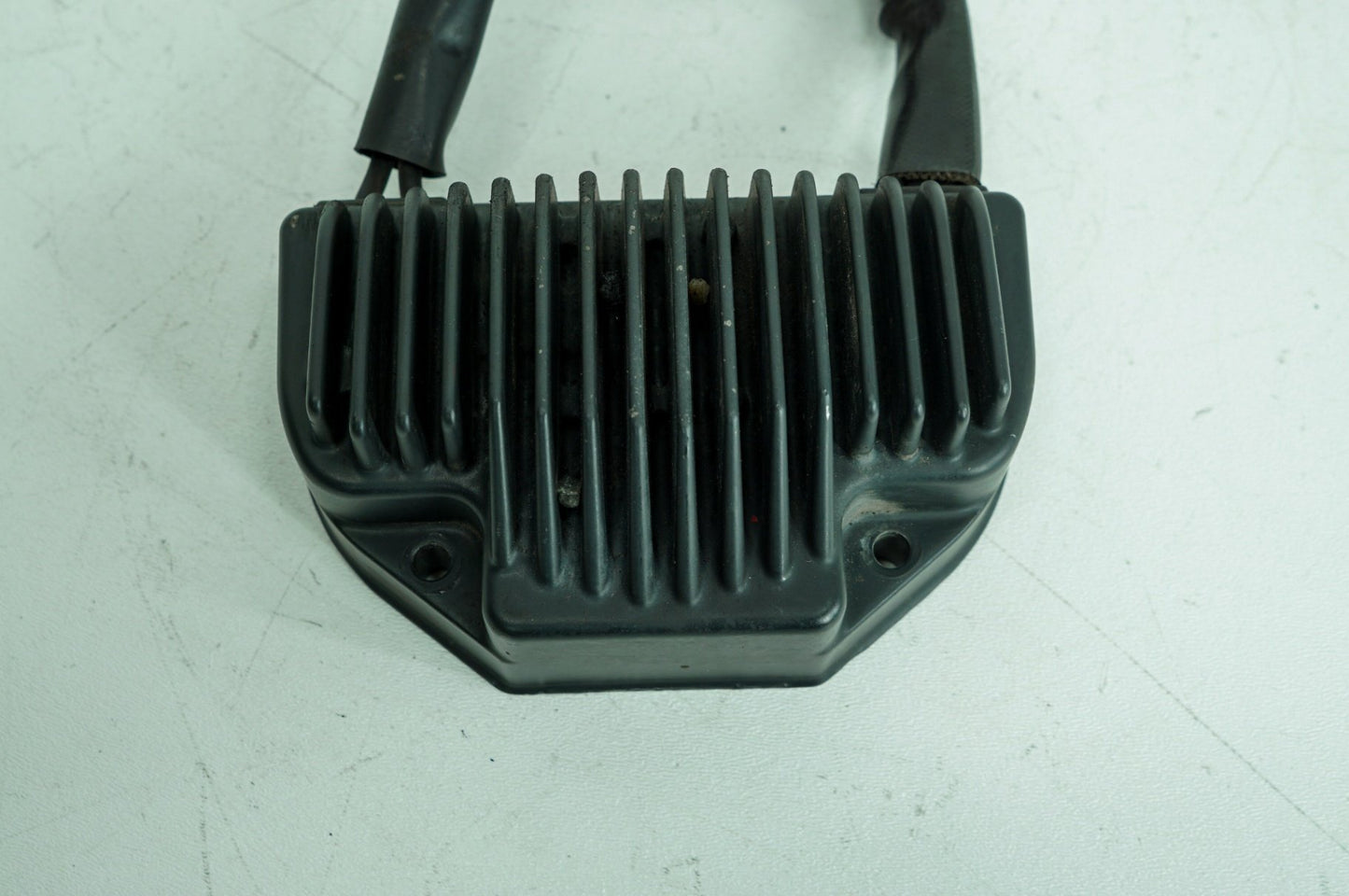 1999 - 2006 Harley-Davidson Dyna Wide Glide Voltage Regulator Rectifier  74631-04