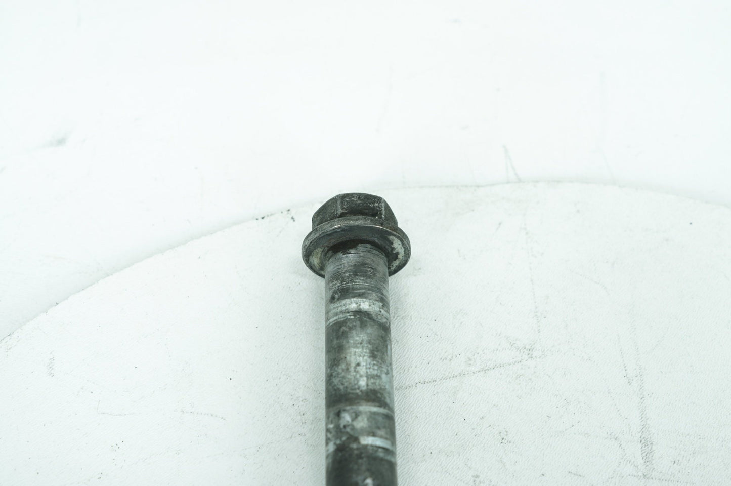 1999 - 2006 Harley-Davidson Touring Electra Glide Ultra Rear Wheel Axle Bolt Shaft 41110-89