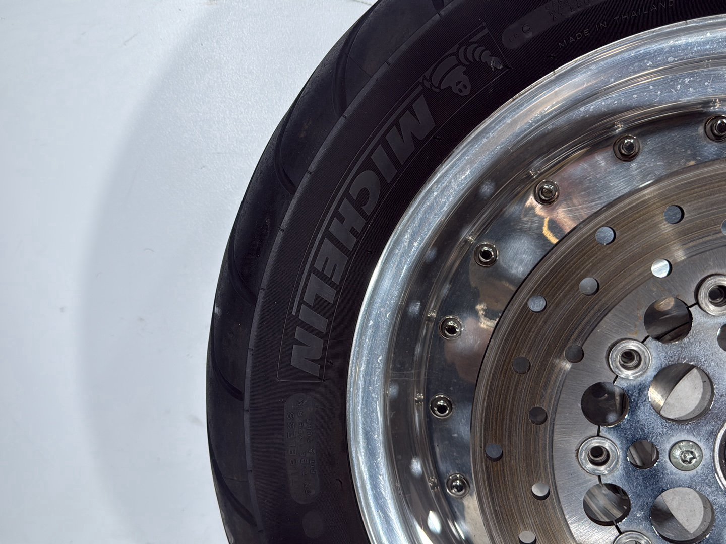 1999 - 2006 Harley-Davidson Touring CVO Screamin Eagle Road King Front & Rear Wheel Rim Tire 43750-03