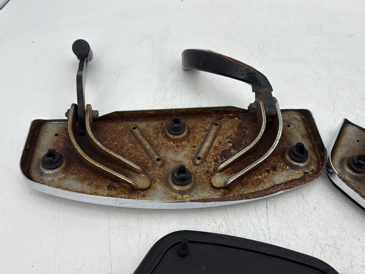 2007 Harley Touring Electra Ultra Left Right Driver & Pass Floorboard Foot Rest