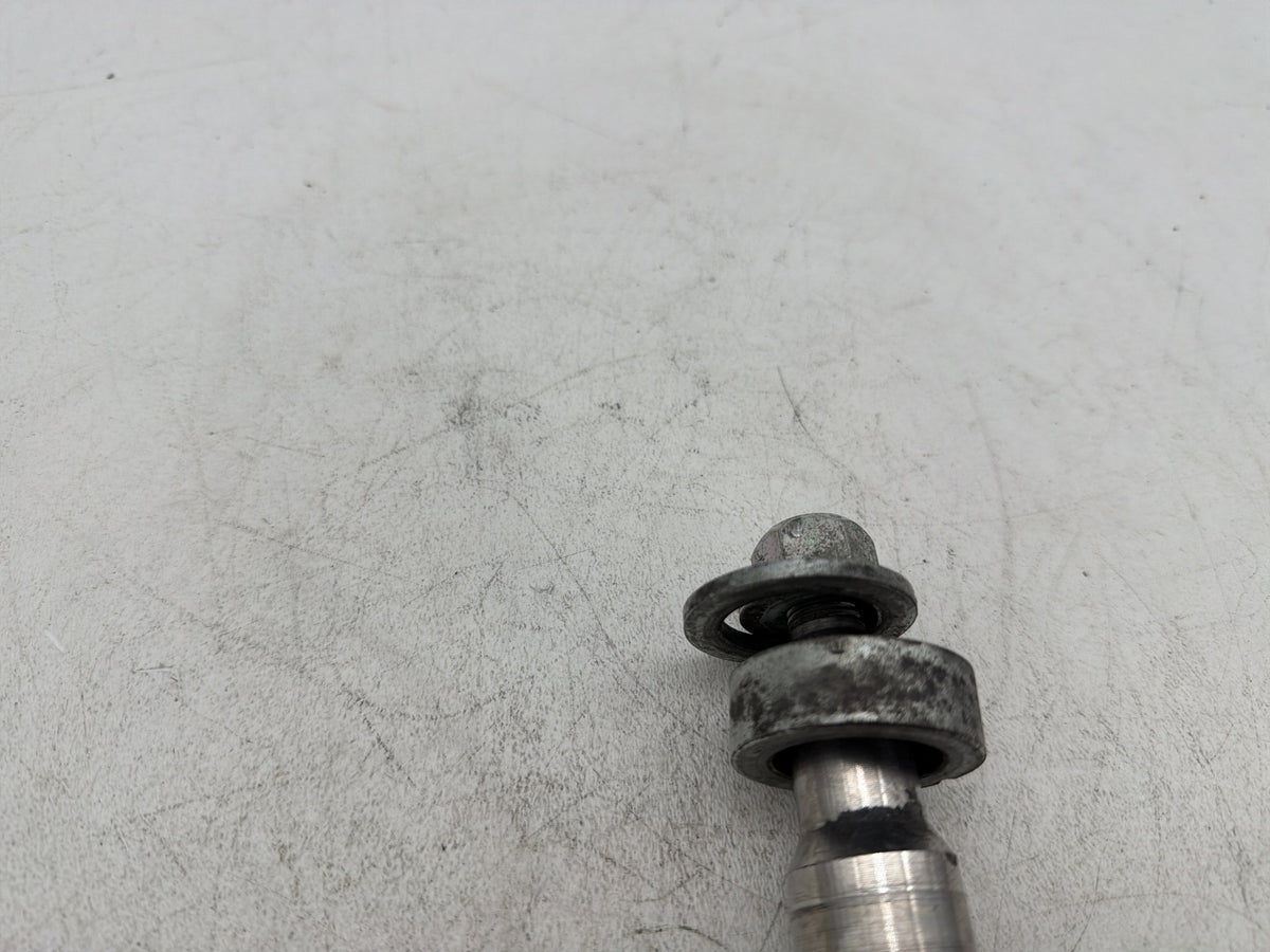 2005 Harley Dyna Super Glide Custom FXDC OEM Front Wheel Axle Bolt Shaft