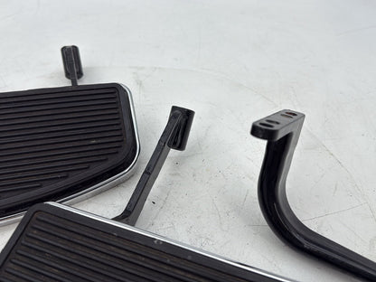 2007 - 2012 Harley-Davidson Touring Electra Glide Ultra Left Right Driver Floorboard Foot Rest 	47365-83C