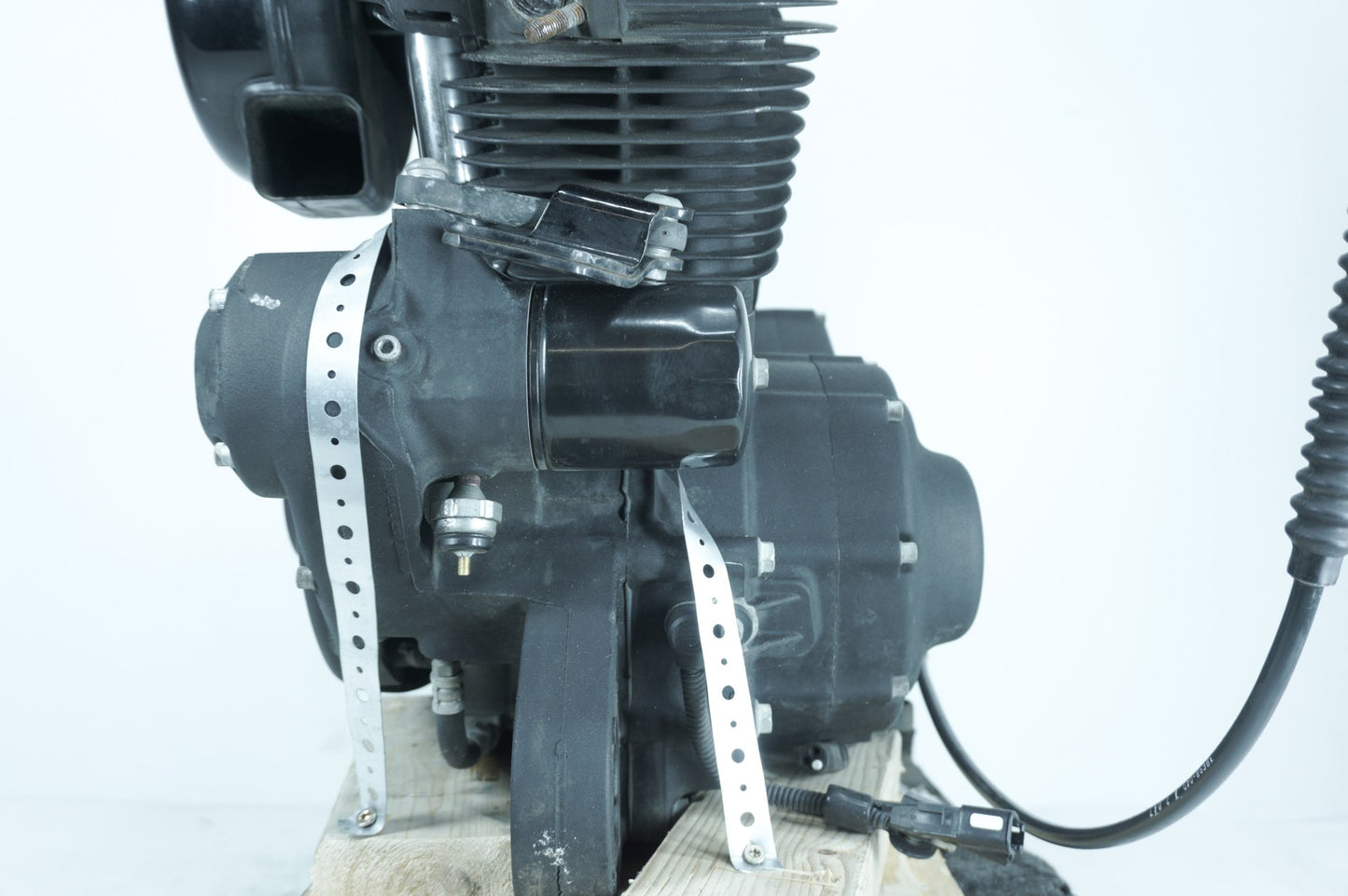 2012 - 2026 Harley-Davidson Sportster Iron 883 EFI 883 Engine Motor Transmission 16200497