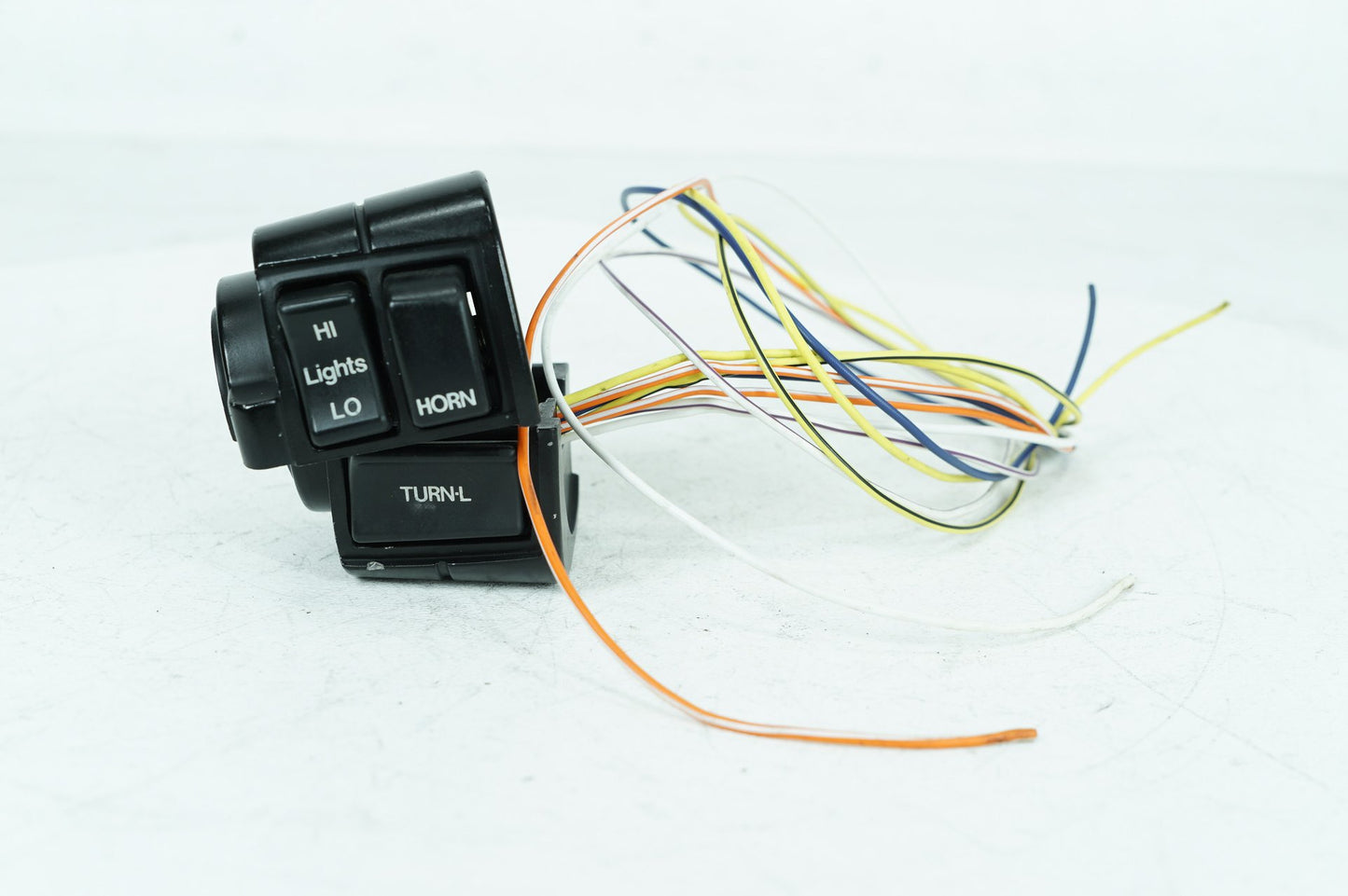 1983 - 1998 Harley-Davidson Dyna Low Rider Left Turn Signal Headlight Switches Controls 70218-87A