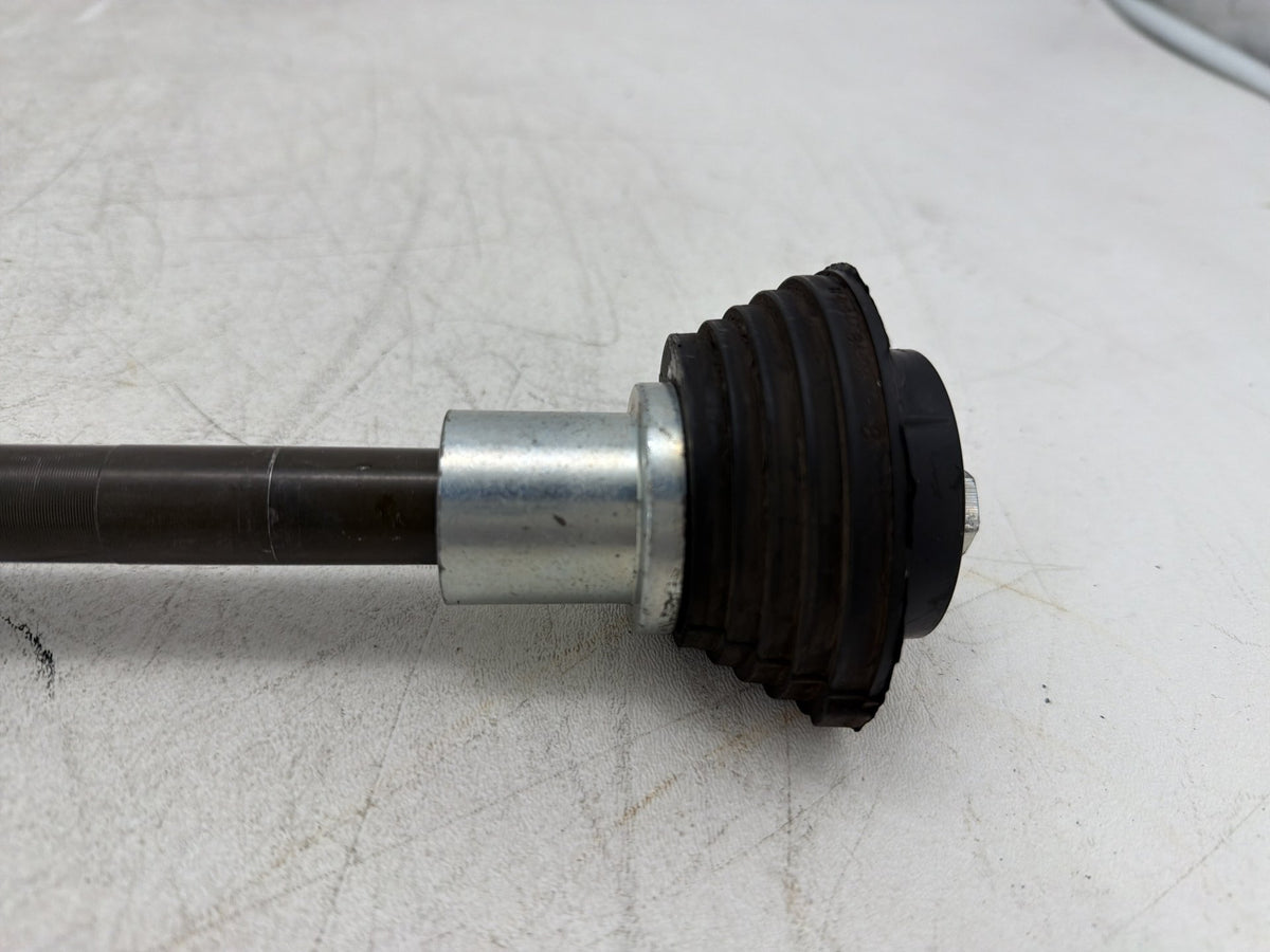 09 Harley Electra Touring CVO Screamin Eagle Rear Fork Swingarm Pivot Bolt Shaft