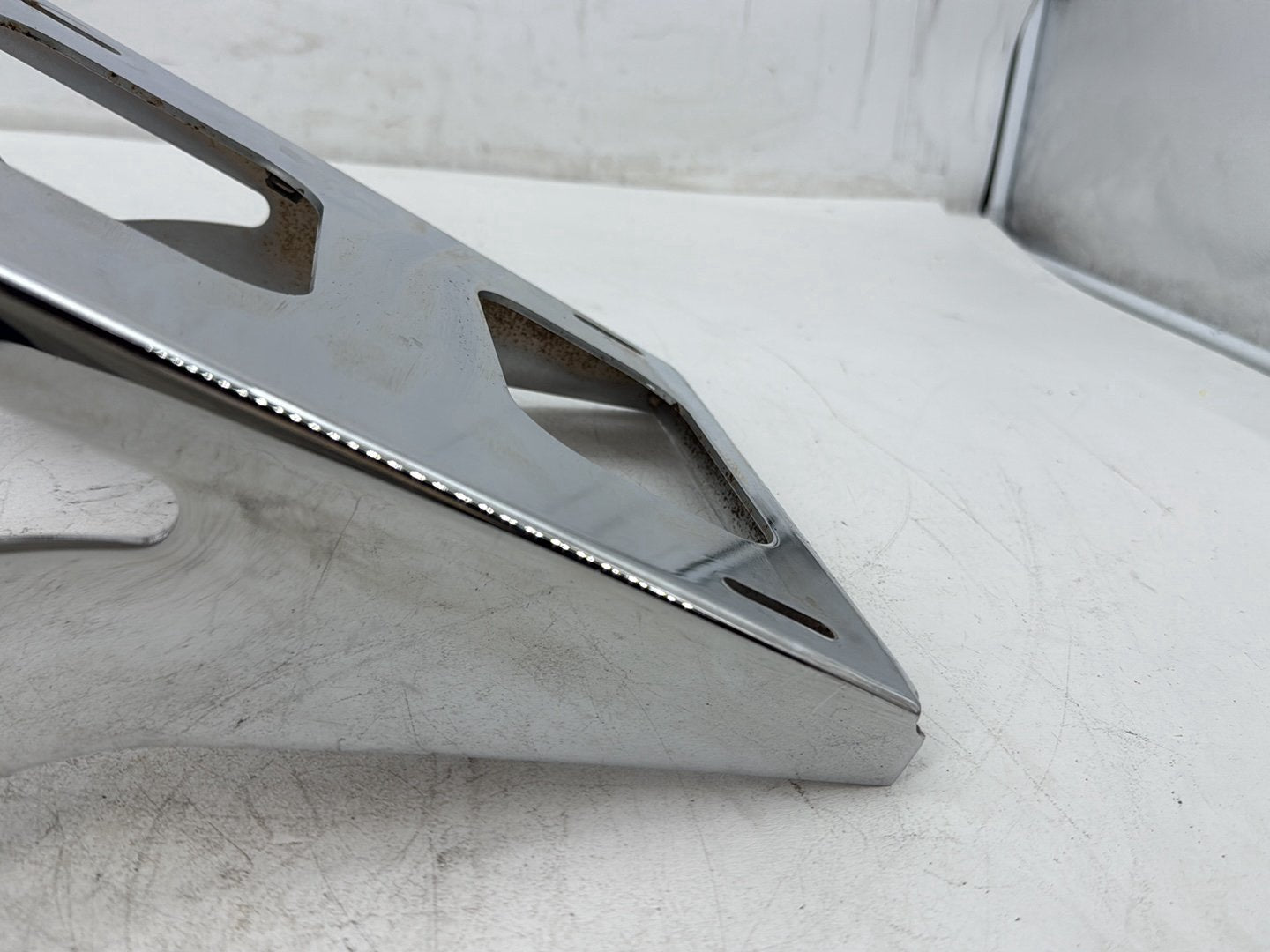18 Harley Electra Glide Touring Ultra FLHTCU OEM Rear Tour Pak Lid Luggage Rack
