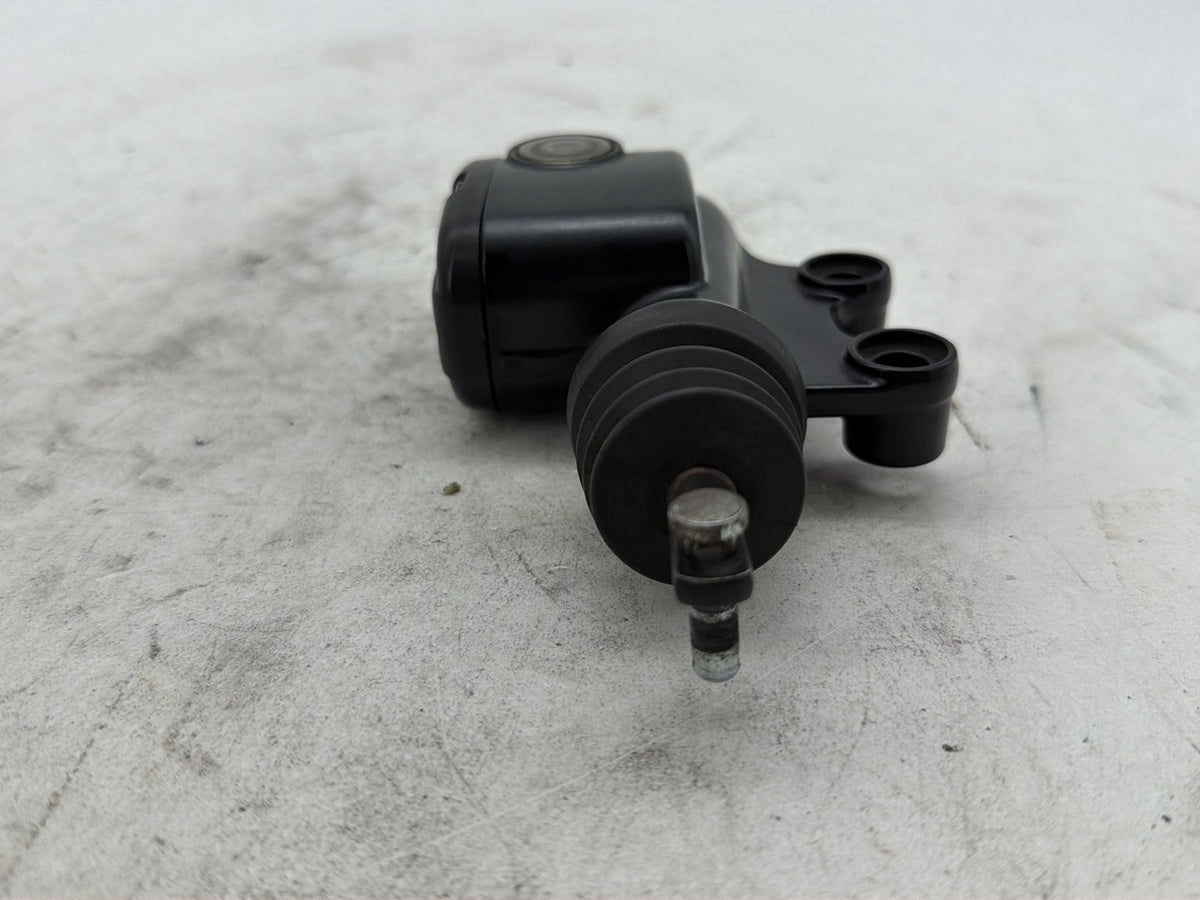 2012 Harley Electra Glide Touring Ultra OEM Rear Brake Master Cylinder Reservoir