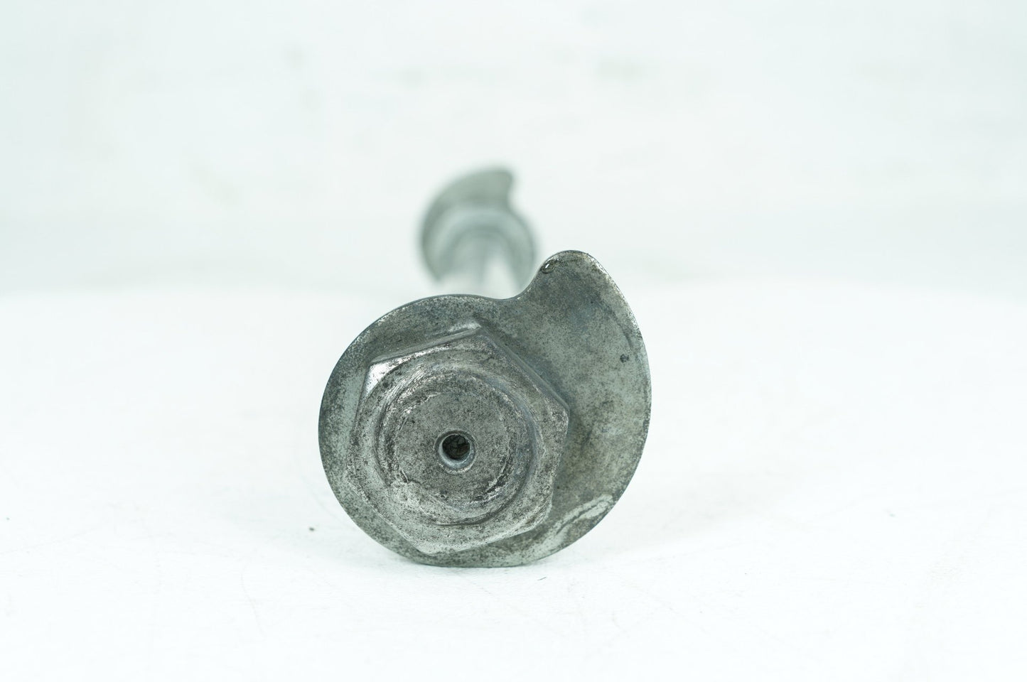 2007 - 2012 Harley-Davidson Touring Electra Glide Ultra Rear Wheel Axle Bolt Shaft 41056-09