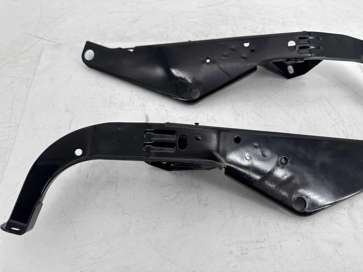 2013 Harley Street Glide Touring FLHX OEM Right Left Fairing Support Brackets