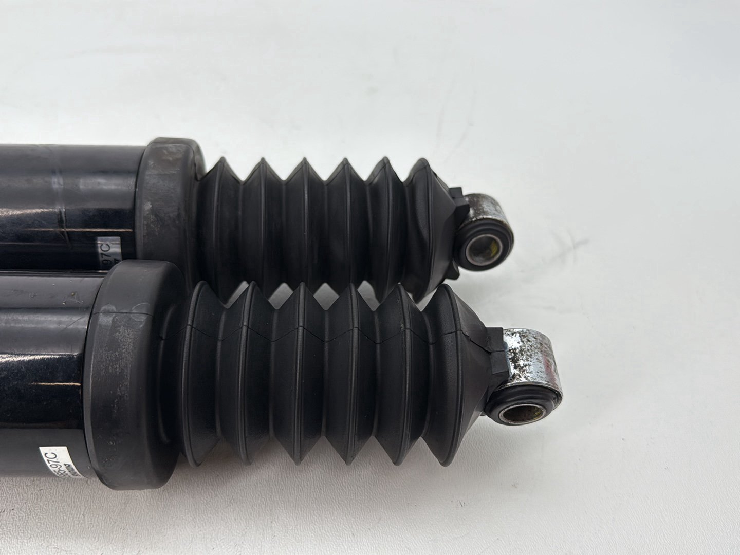 2008 Harley Road King Touring Rear Left Right Shock Absorbers 13"
