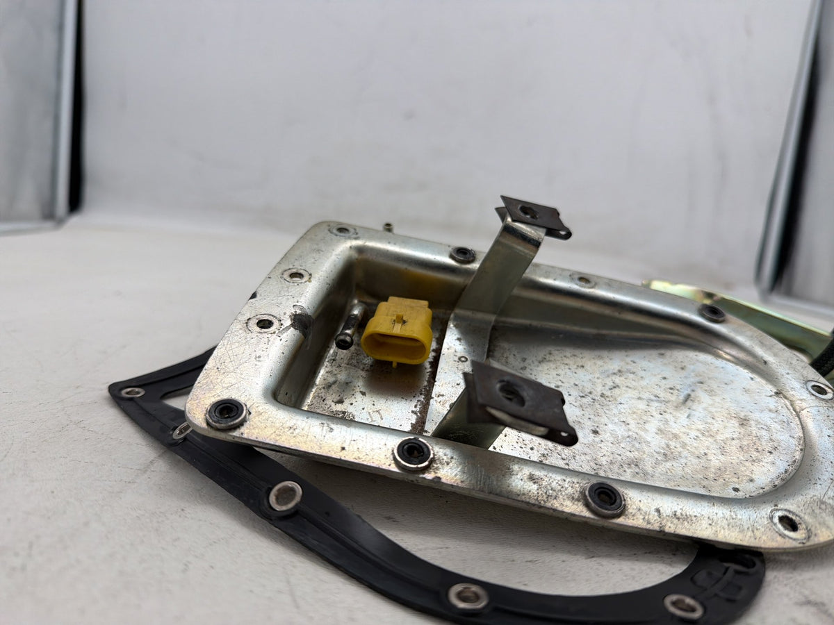 2005 Harley Dyna Wide Glide FXDWG OEM Fuel Pump Gas Gasoline Petrol Sending